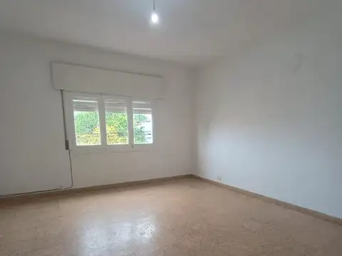 Departamento en Alquiler en Sarmiento, $ 760.000