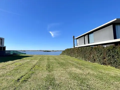 LOTE AL LAGO CENTRAL EN MARINAS PUERTOS DEL LAGO EN VENTA