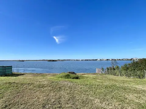 LOTE AL LAGO CENTRAL EN MARINAS PUERTOS DEL LAGO EN VENTA