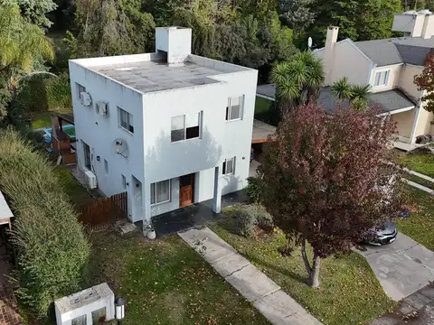 Propiedad en el barrio privado Jardines de Escobar