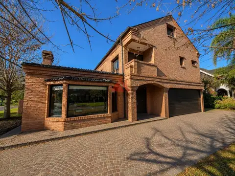 Casa en Venta en La Delfina, USD 315.000