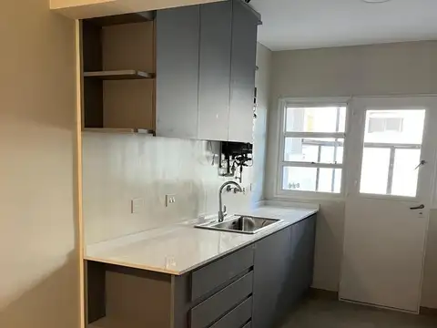 Departamento en Alquiler con 1 cocheras
