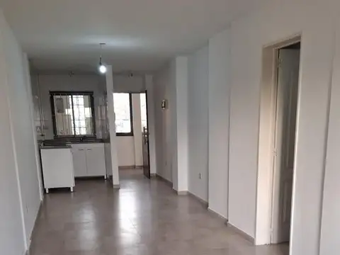 Departamento en Alquiler en Berazategui, $ 470.000