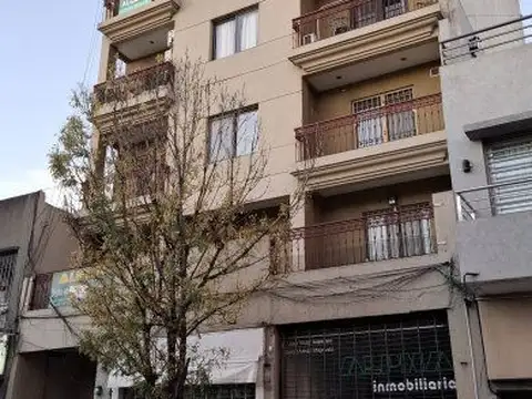 Depto. en alquiler | Berazategui Centro