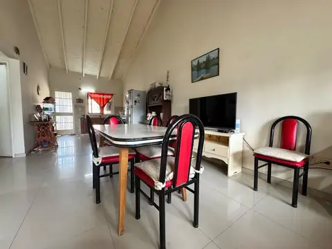 Casa en Venta en Jose Marmol, USD 110.000