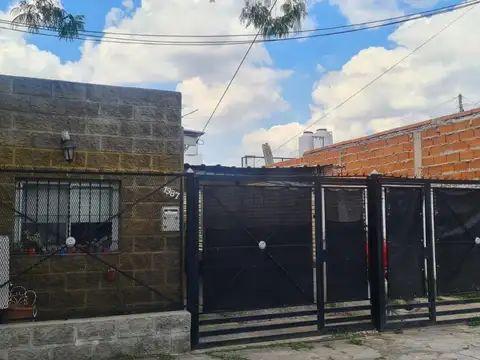 Con financiación  2 viviendas en muy buena ubicación 