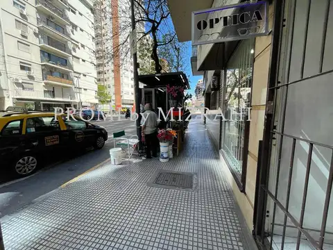 Venta Local en Barrio Norte