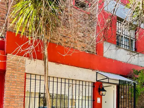 Depto Tipo Casa en Venta en Acassuso, USD 152.000