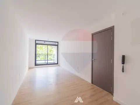 Alquila apto en el centro 2 dormitorios al frente