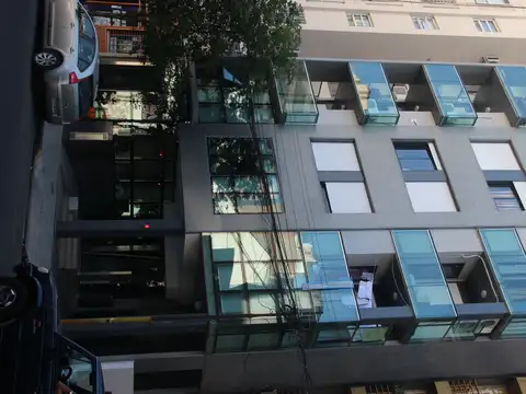 Paraguay 200, Piso 5