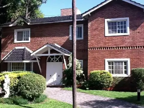 Casa en Venta en Mapuche Country Club, USD 410.000