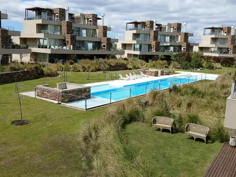 Espectacular Triplex Super Amoblado y Domotizado - Alquiler de Verano 2027 - Las Piedras, Castaños