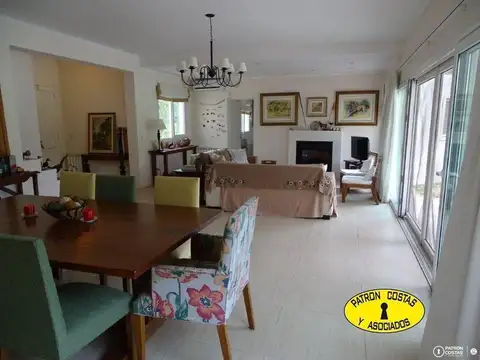 Casa en Alquiler de 4 dormitorios