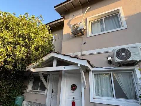 VENTA DUPLEX BARRIO CERRADO CON PISCINA COMPARTIDA