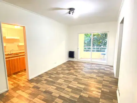 Av Belgrano 3200, Piso 2