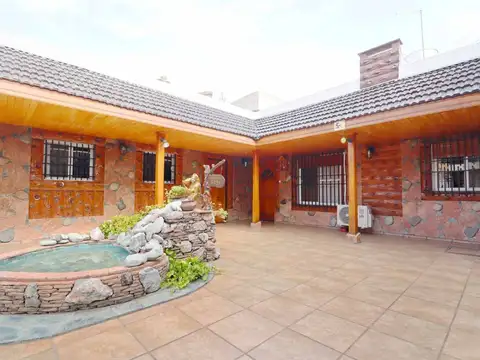 Casa en Venta en Gregorio de Laferrere, USD 180.000
