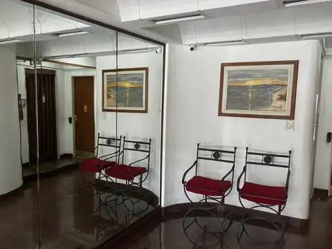 AV. PELLEGRINI 646 - TRES DORMITORIOS + COCHERA