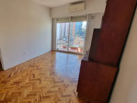 Lautaro 200, Piso 7