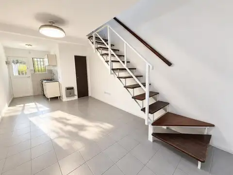 Venta Duplex 3 ambientes, Lomas del Mirador