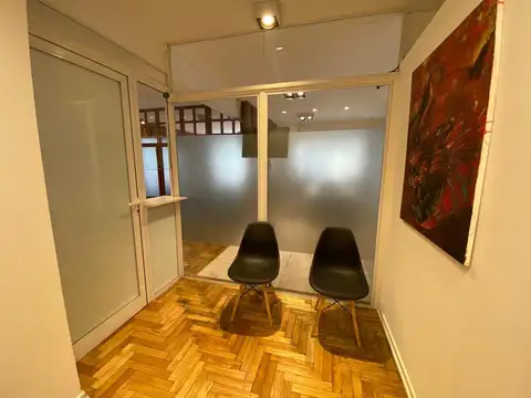 Oficina 4 ambientes con 2 baños
