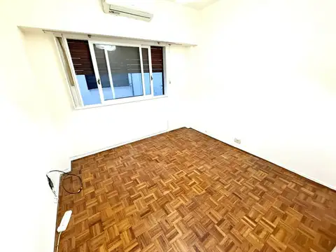 Avenida Juan Bautista Alberdi 200