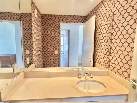Departamento en Alquiler con 1 cocheras