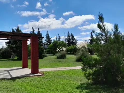 Local en Venta en Deán Funes, USD 200.000