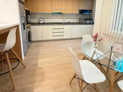 Depto Tipo Casa 3 ambientes con 2 baños