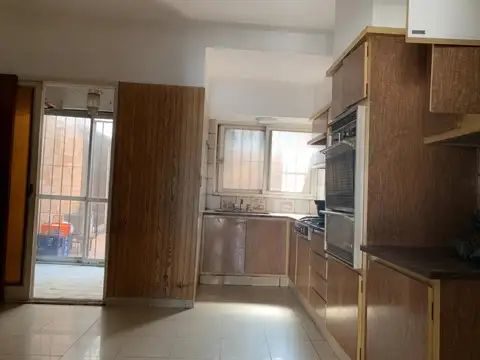 Departamento 4 ambientes con 2 baños