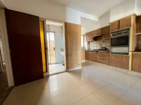 Departamento 4 Ambienes mas 2 cocheras