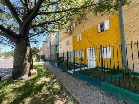 Av Celso Barrios 2700