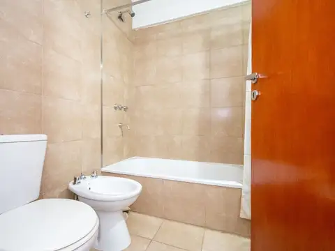 Alvear 4230 1 piso Dpto 1 dorm.