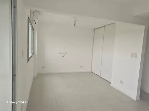 Departamento en Alquiler en Temperley, $ 450.000