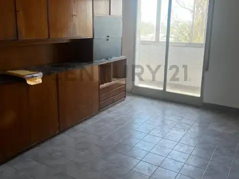 Rufino Ortega  bis 200, Piso 4