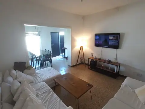 Depto Tipo Casa en Venta 50 años