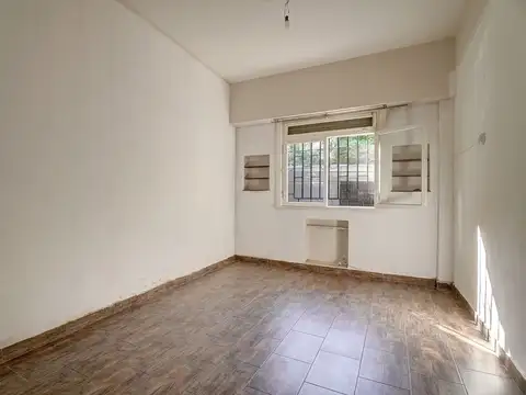 Venta dpto 3 amb c/dep, PB al frente , en Almagro