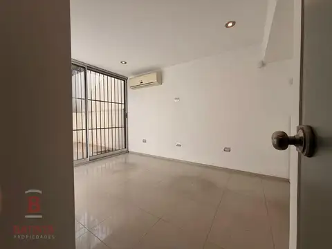 Oficina en Venta en La Plata, USD 100.000