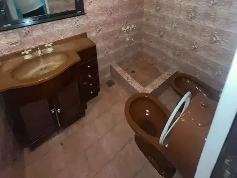 Depto Tipo Casa en Alquiler en Villa Lugano, $ 650.000
