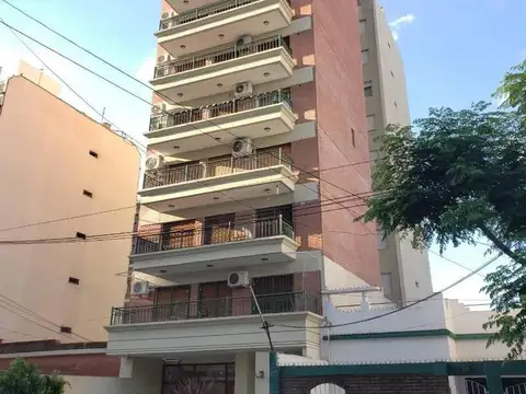 Único penthouse 4 amb, solo para exigentes, con cochera y ba
