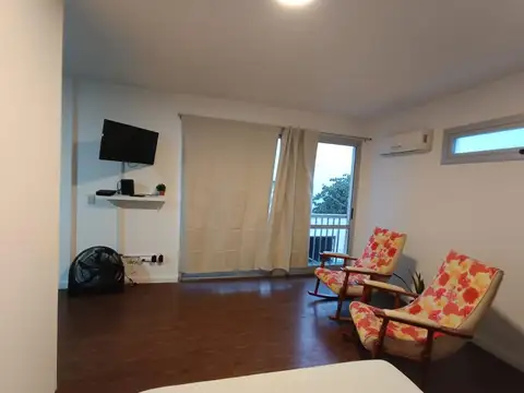 Montevideo 200, Piso 10