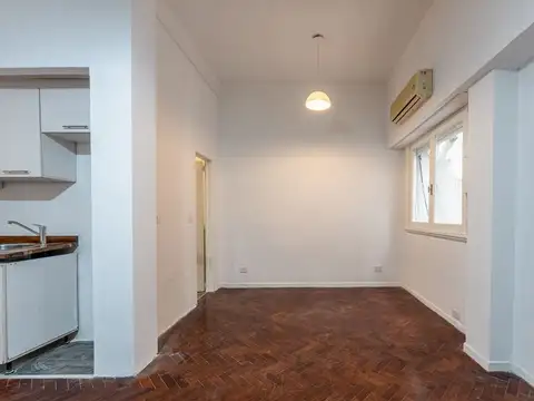 Departamento - Venta - Argentina, Capital Federal - RECONQUISTA 642
