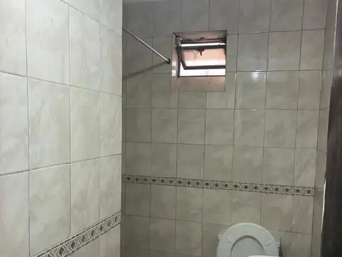 Departamento en Alquiler en Rafael Calzada, $ 450.000