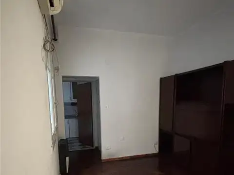 Depto Tipo Casa en Venta 60 años