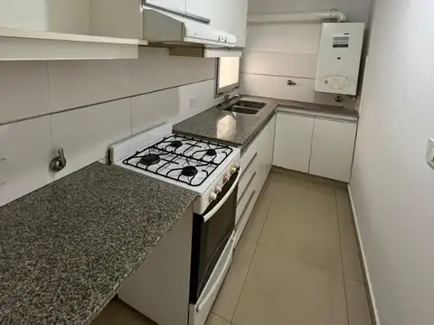 Departamento en Alquiler en La Plata, $ 680.000