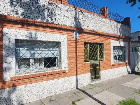 Casa 3 amb c/ cochera,patio y terraza APTO CREDITO