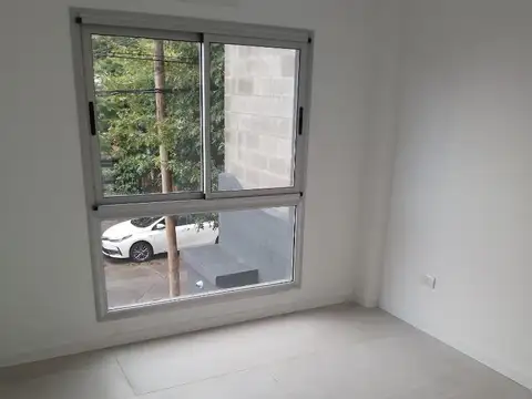 San Jorge 2900, Piso 1