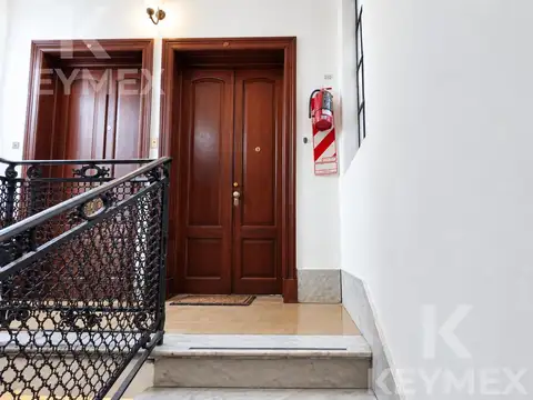Depto Tipo Casa en Venta de 5 ambientes