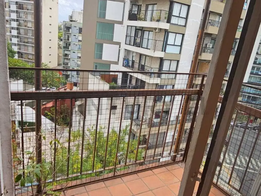 Gascón 1700, Piso 7