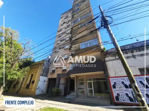 MITRE 400, Piso 2