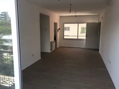 Departamento en Venta en Moron, USD 130.000